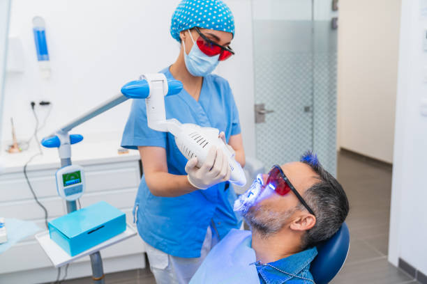 Best Cracked Tooth Emergency Dentist  in Austin, AR